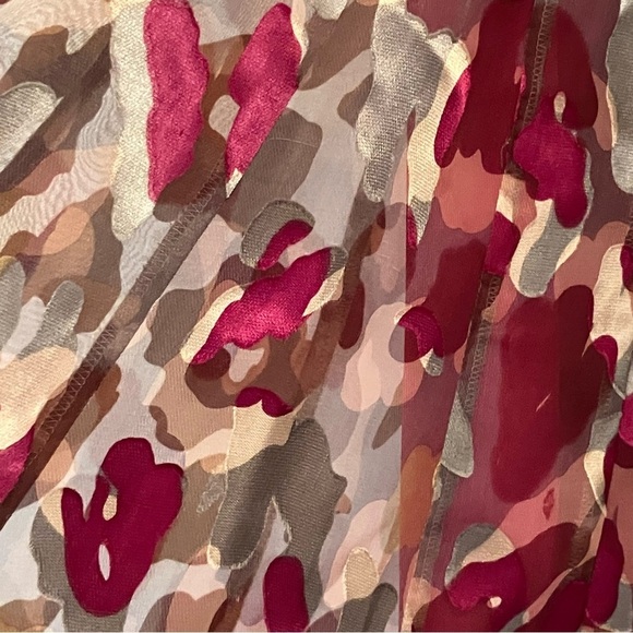 Jones New York Floral Pleated Midi Skirt 6P Pink Floral Layered Burnout Fairy - Picture 3 of 8